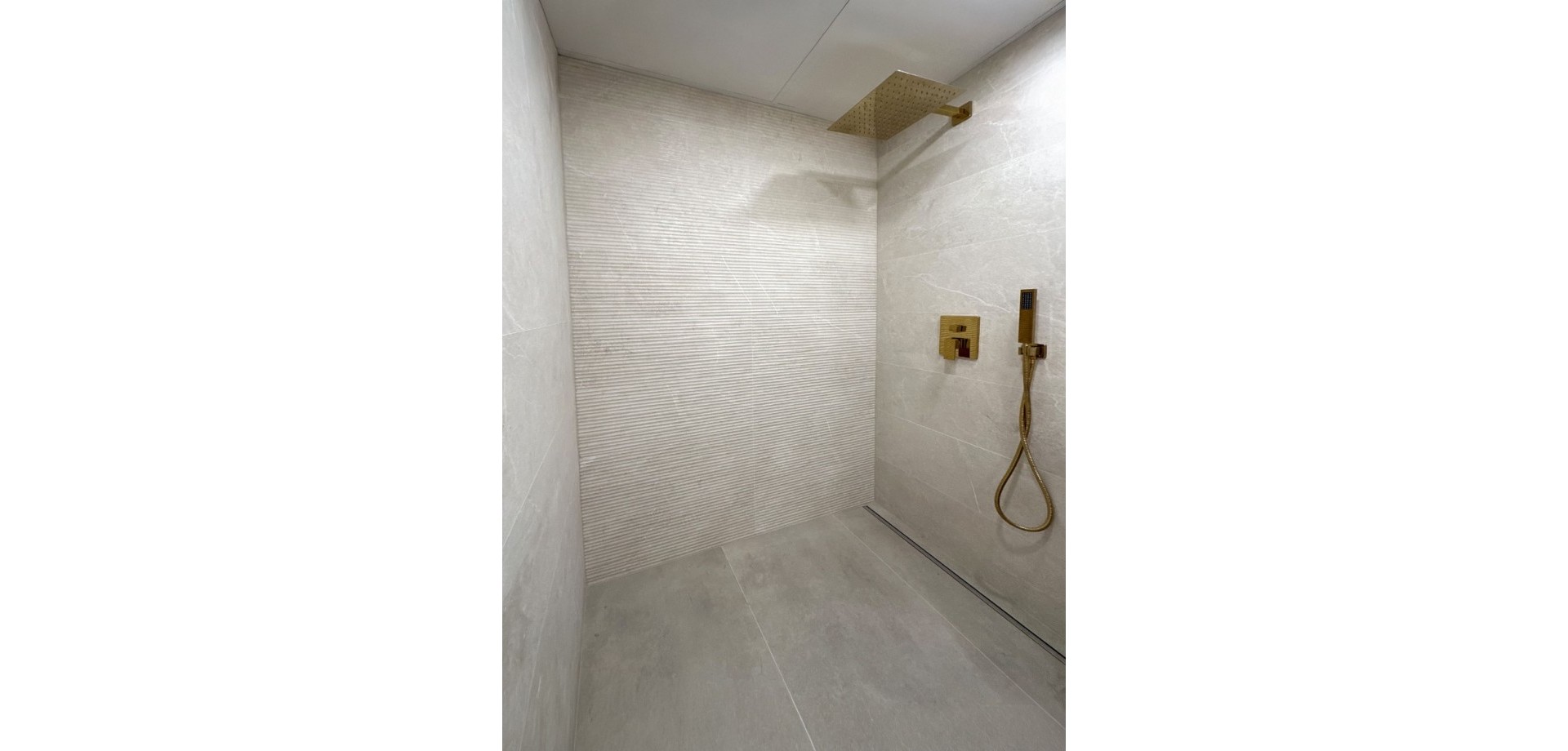 2 Bed, 2 Bath, ApartmentFor Sale, Torrevieja, Alicante