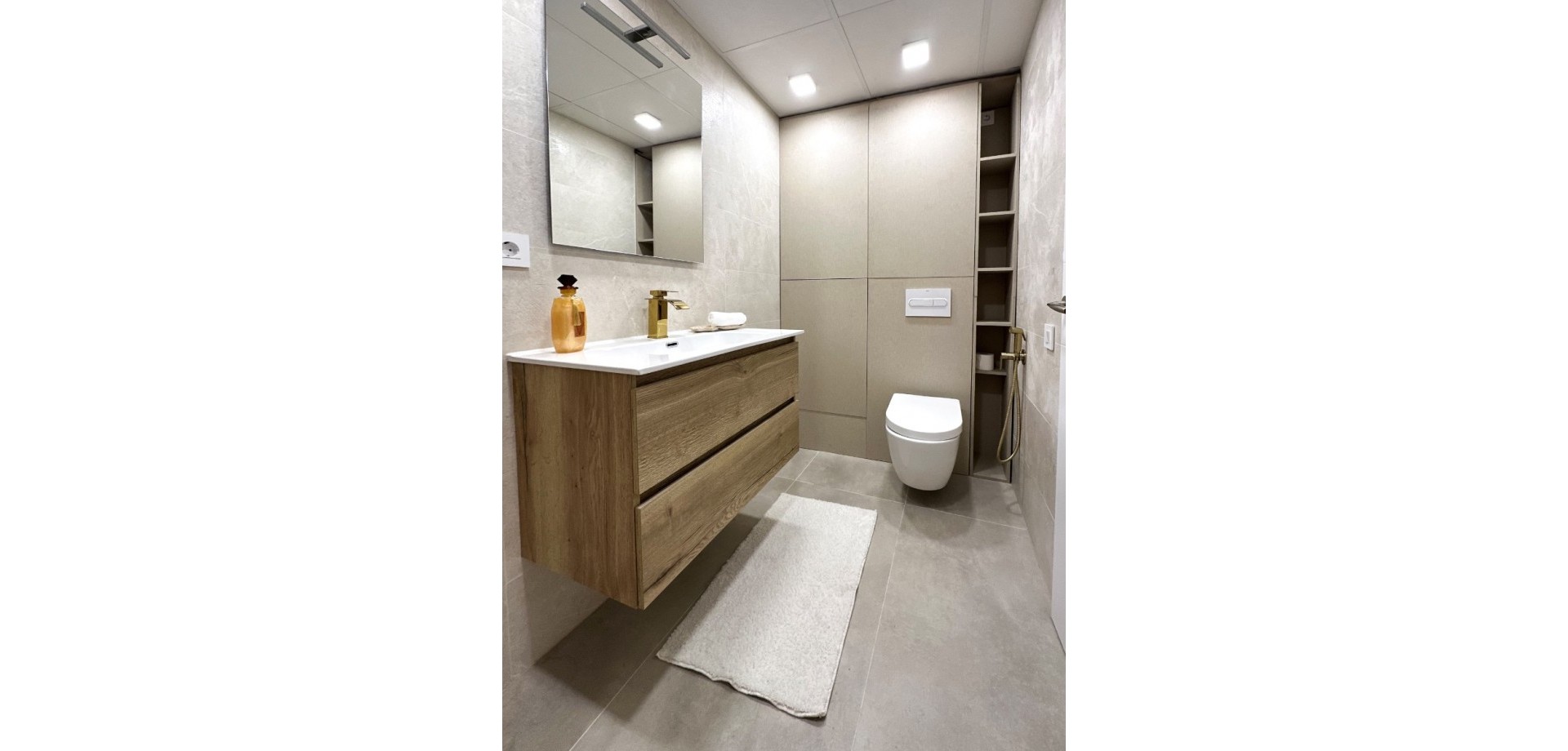 2 Bed, 2 Bath, ApartmentFor Sale, Torrevieja, Alicante