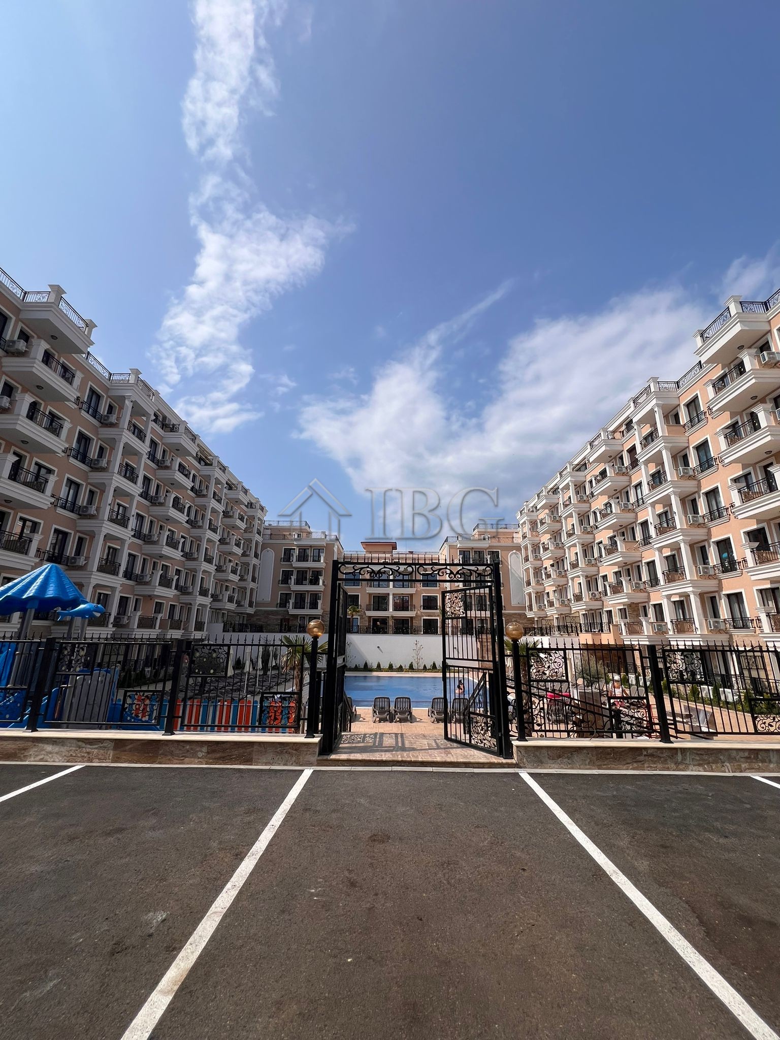 1 Bath, ApartmentFor Sale, Emperium, SvetI Vlas