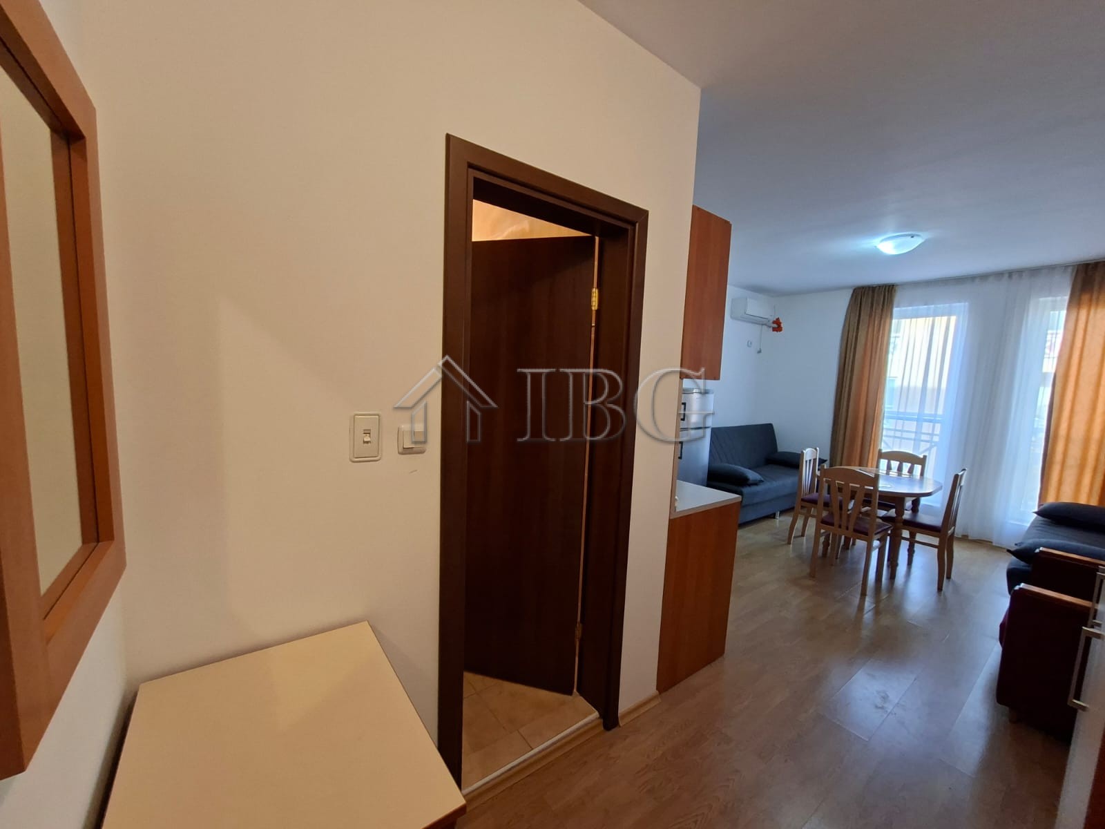 1 Bath, ApartmentFor Sale, Sunny Day 6