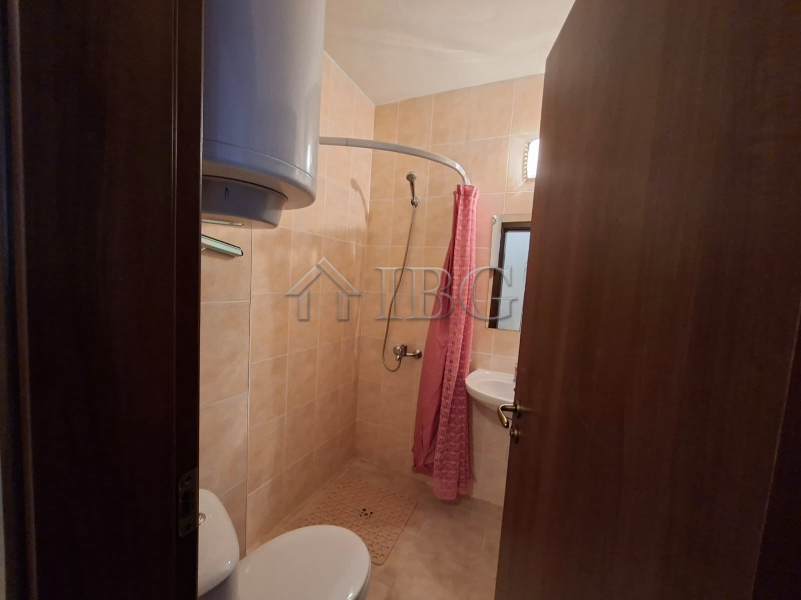 1 Bath, ApartmentFor Sale, Sunny Day 6