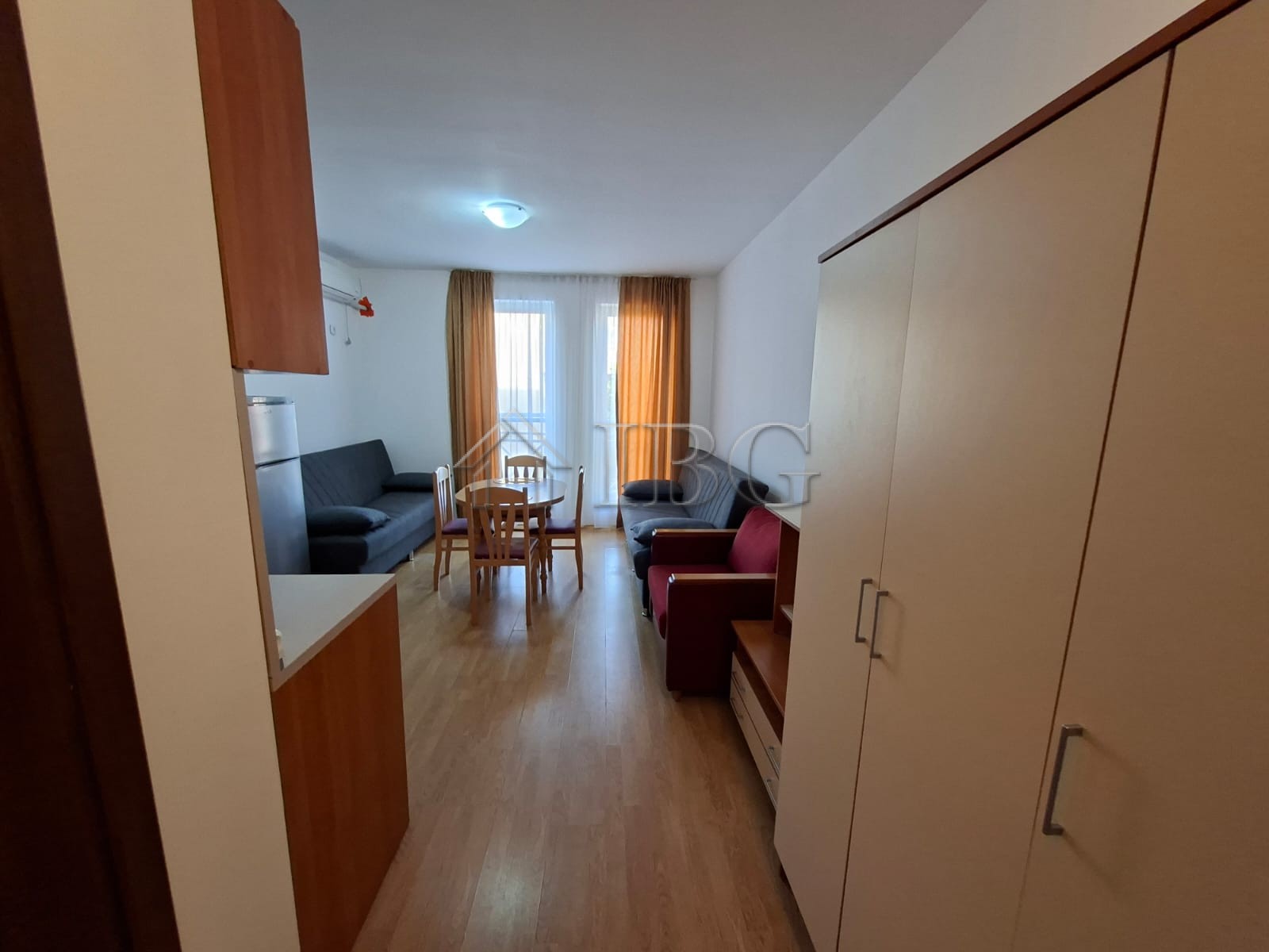 1 Bath, ApartmentFor Sale, Sunny Day 6