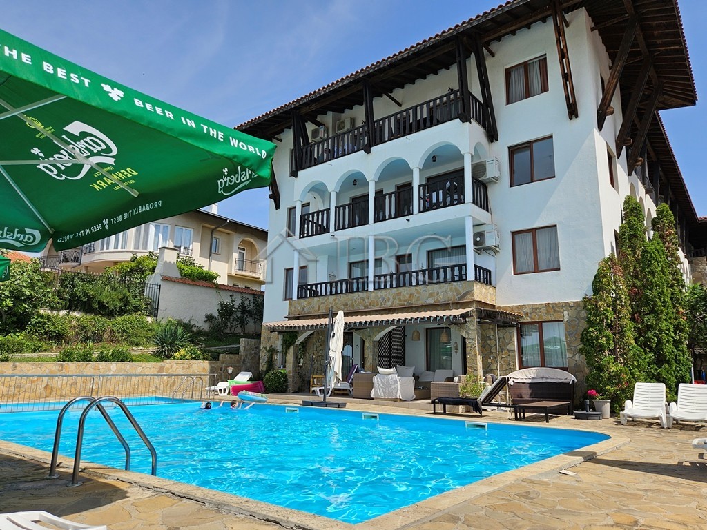 1 Bath, ApartmentFor Sale, complex Top, St. Vlas