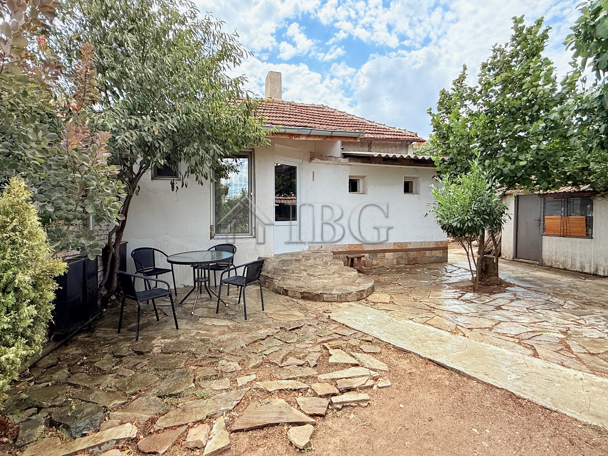 2 Bath, HouseFor Sale, Sredets