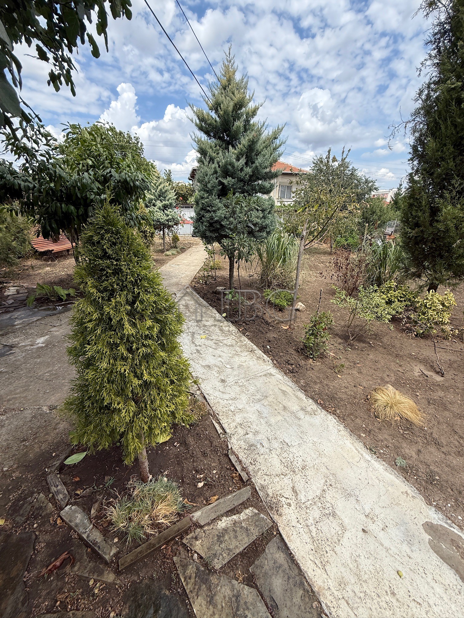 2 Bath, HouseFor Sale, Sredets