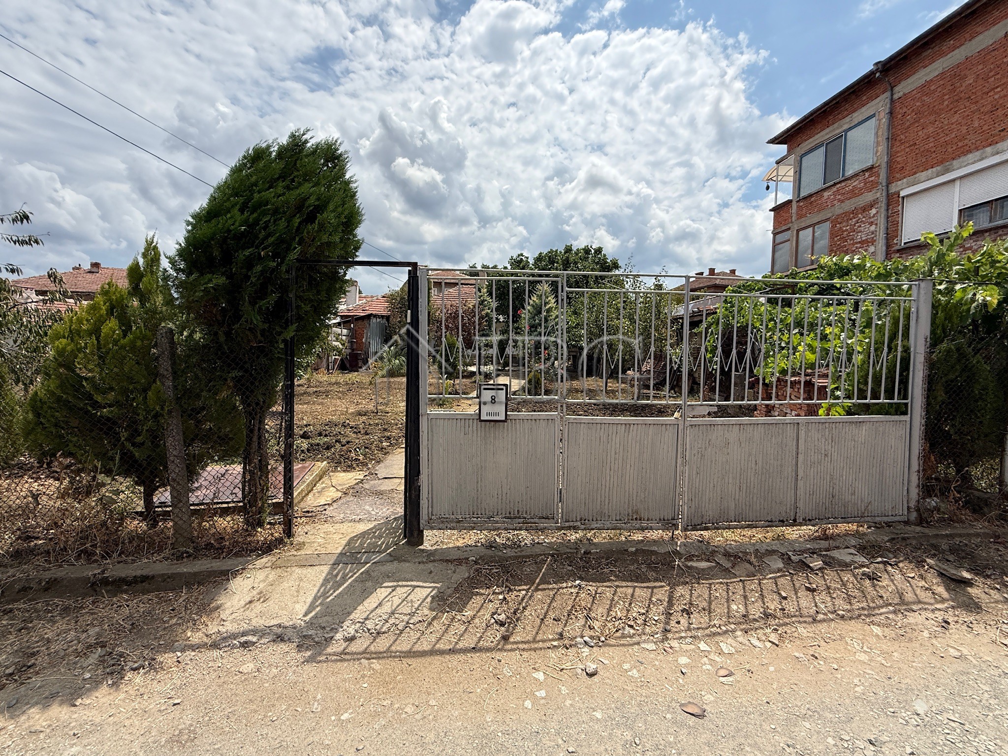 2 Bath, HouseFor Sale, Sredets