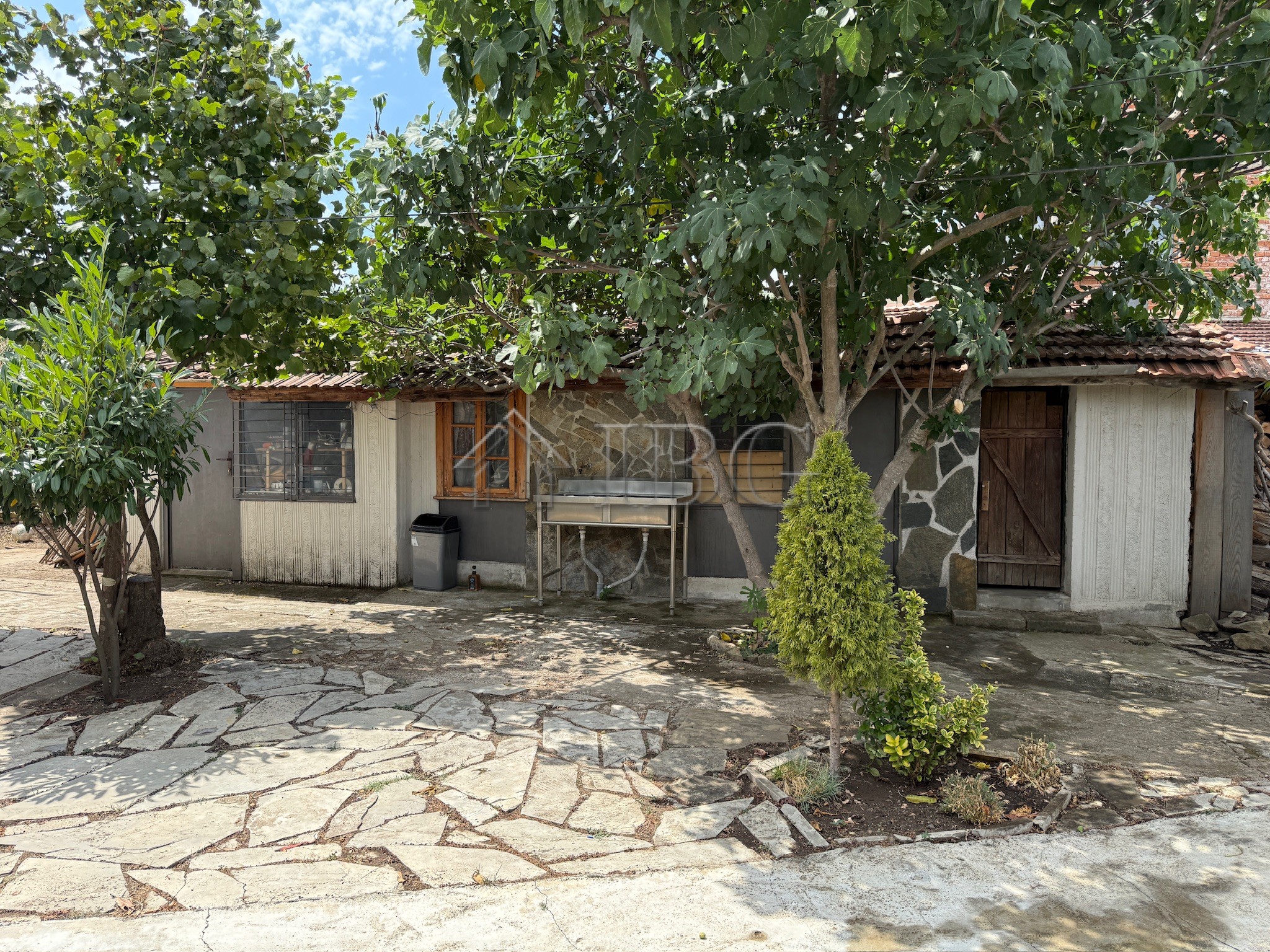 2 Bath, HouseFor Sale, Sredets