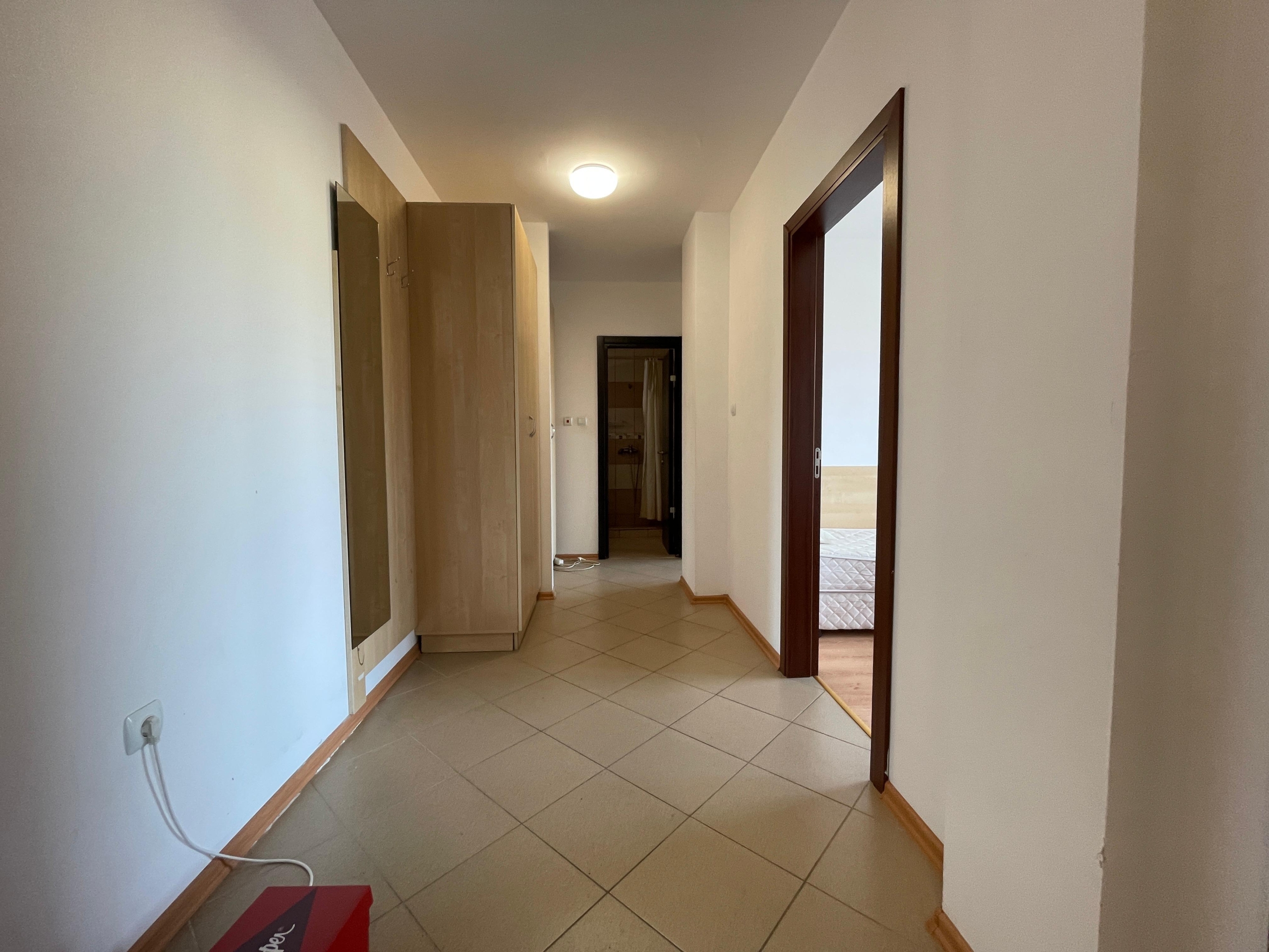 1 Bath, ApartmentFor Sale, Gardenia Hills, Ul.