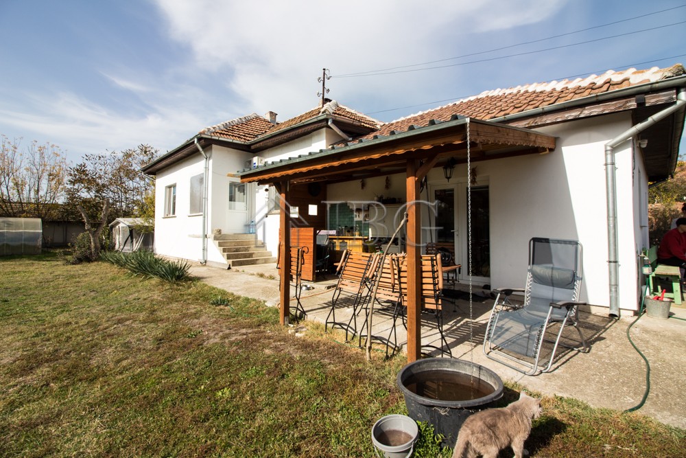 2 Bath, HouseFor Sale, Pavlikeni