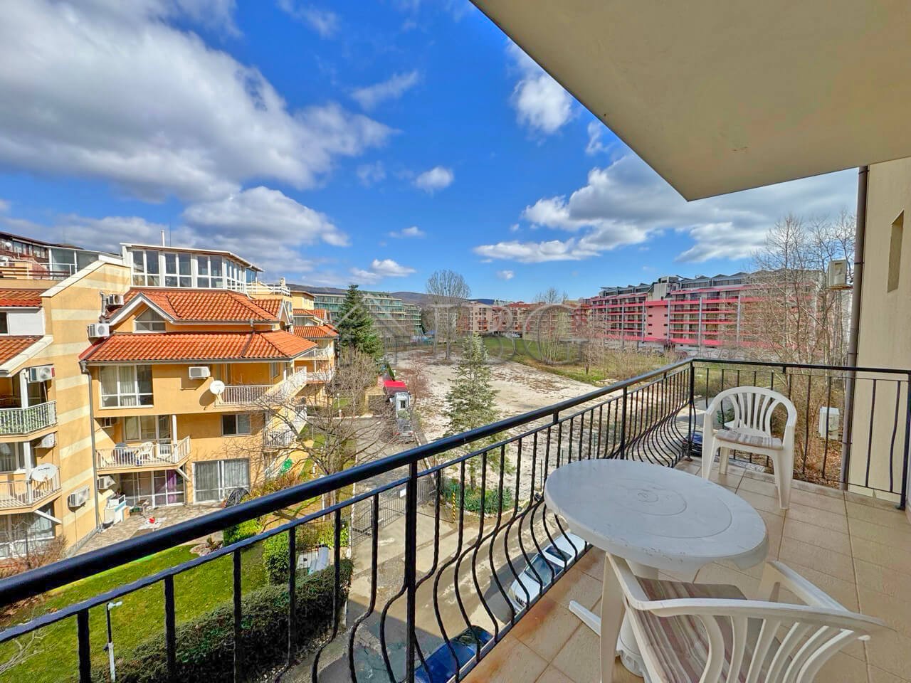 1 Bath, ApartmentFor Sale, Menada Diamond Bay Apartments, Чайка