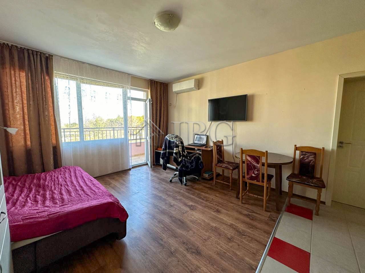 1 Bath, ApartmentFor Sale, ulitsa 