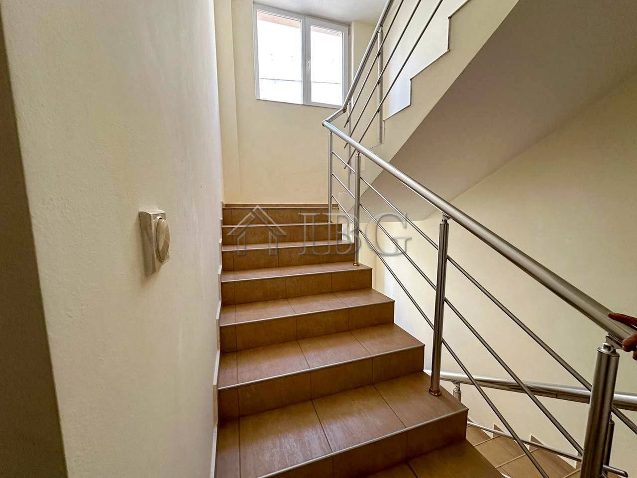 1 Bath, ApartmentFor Sale, ulitsa 