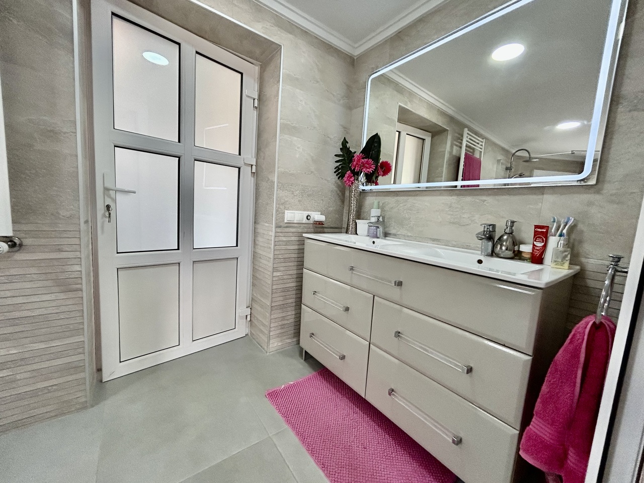 6 Bed, 4 Bath, HouseFor Sale, Cabo Roig, Alicante