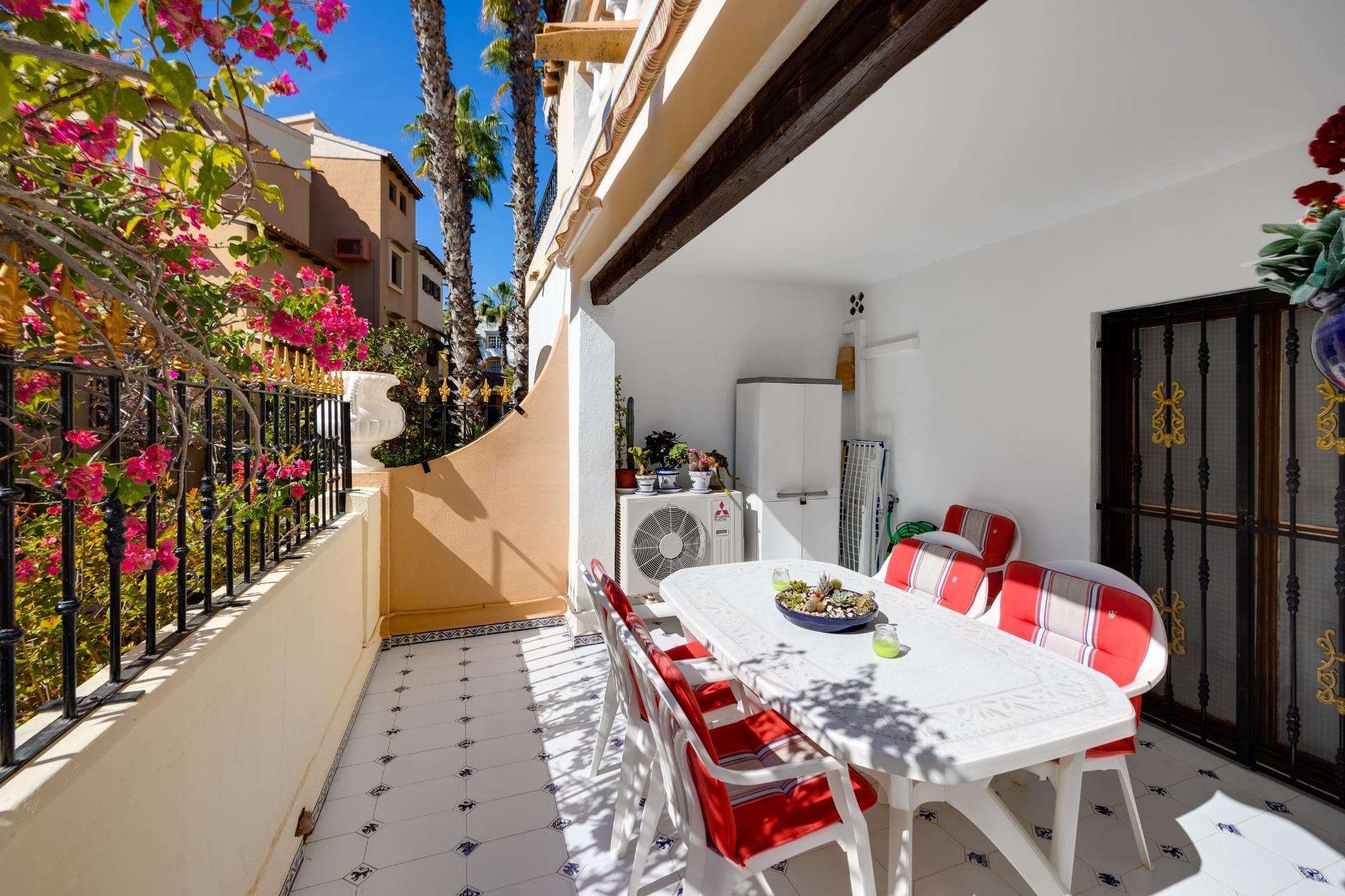 2 Bed, 2 Bath, ApartmentFor Sale, Torrevieja, Alicante