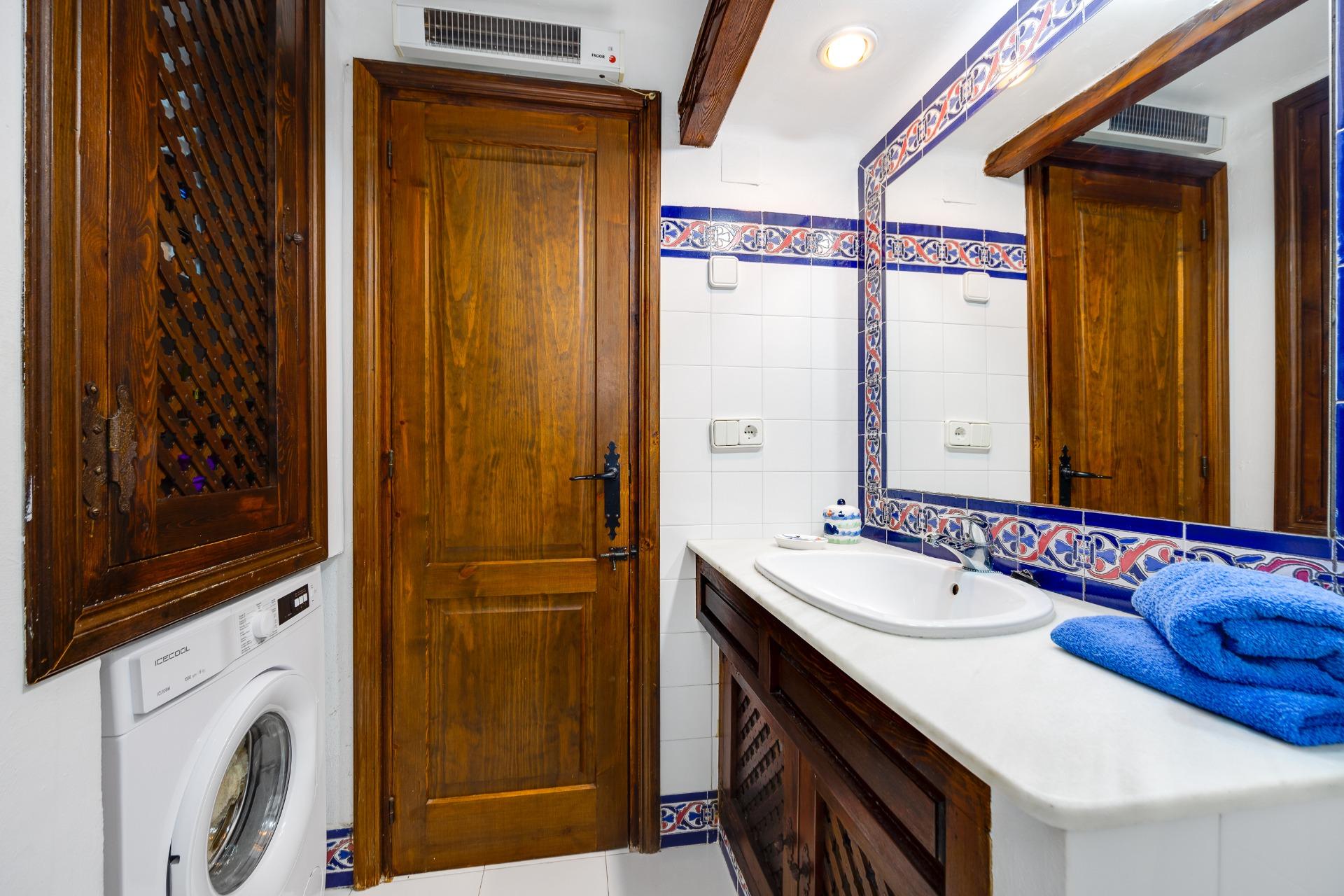 2 Bed, 2 Bath, ApartmentFor Sale, Torrevieja, Alicante