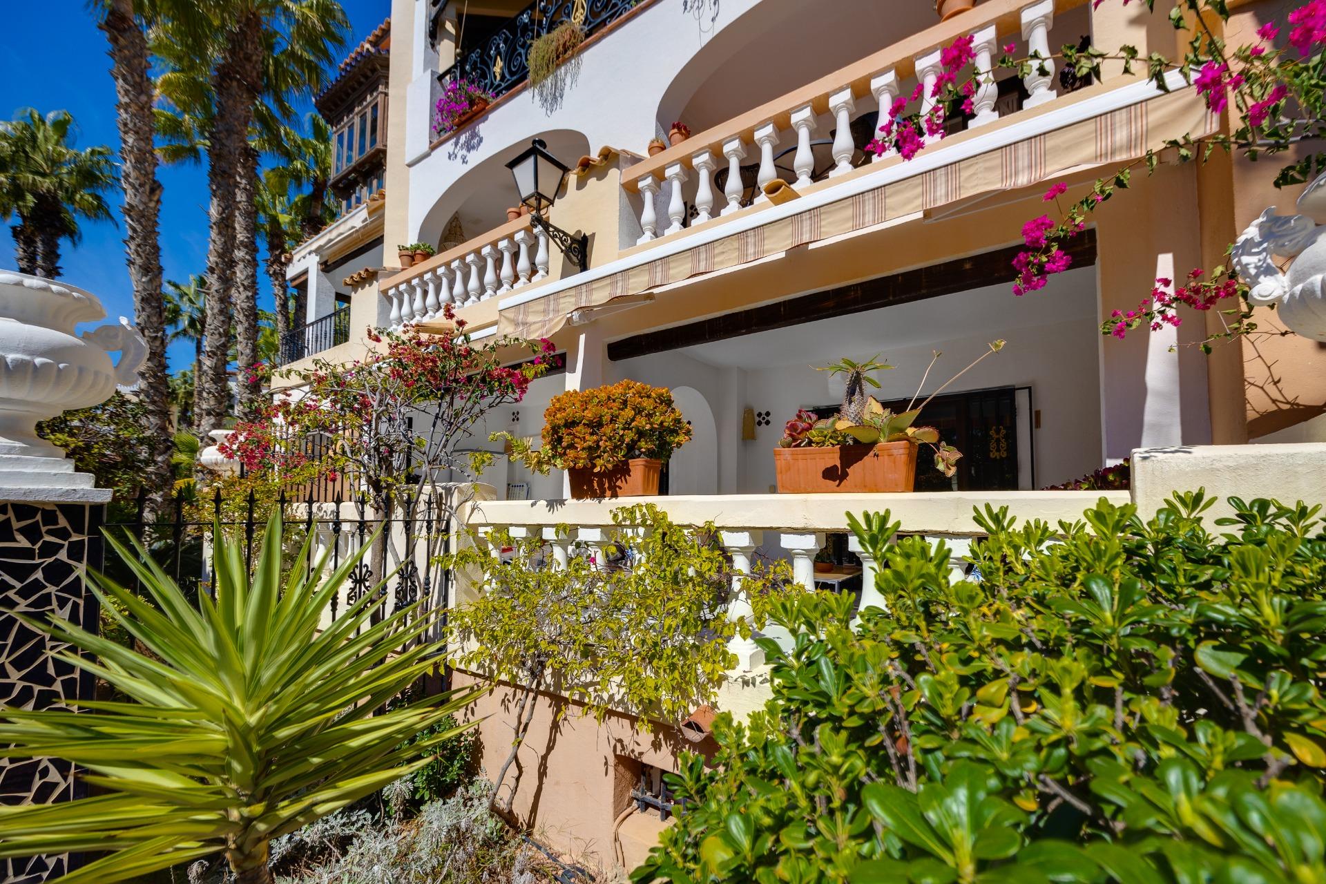2 Bed, 2 Bath, ApartmentFor Sale, Torrevieja, Alicante
