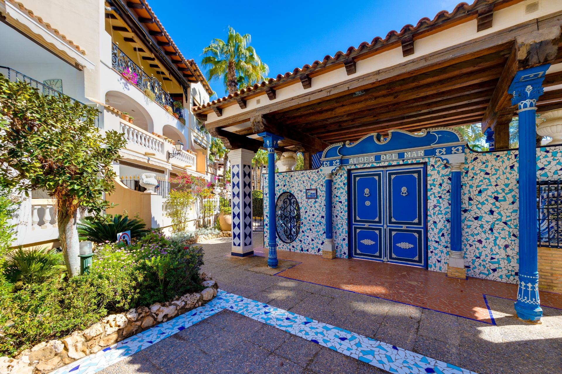 2 Bed, 2 Bath, ApartmentFor Sale, Torrevieja, Alicante