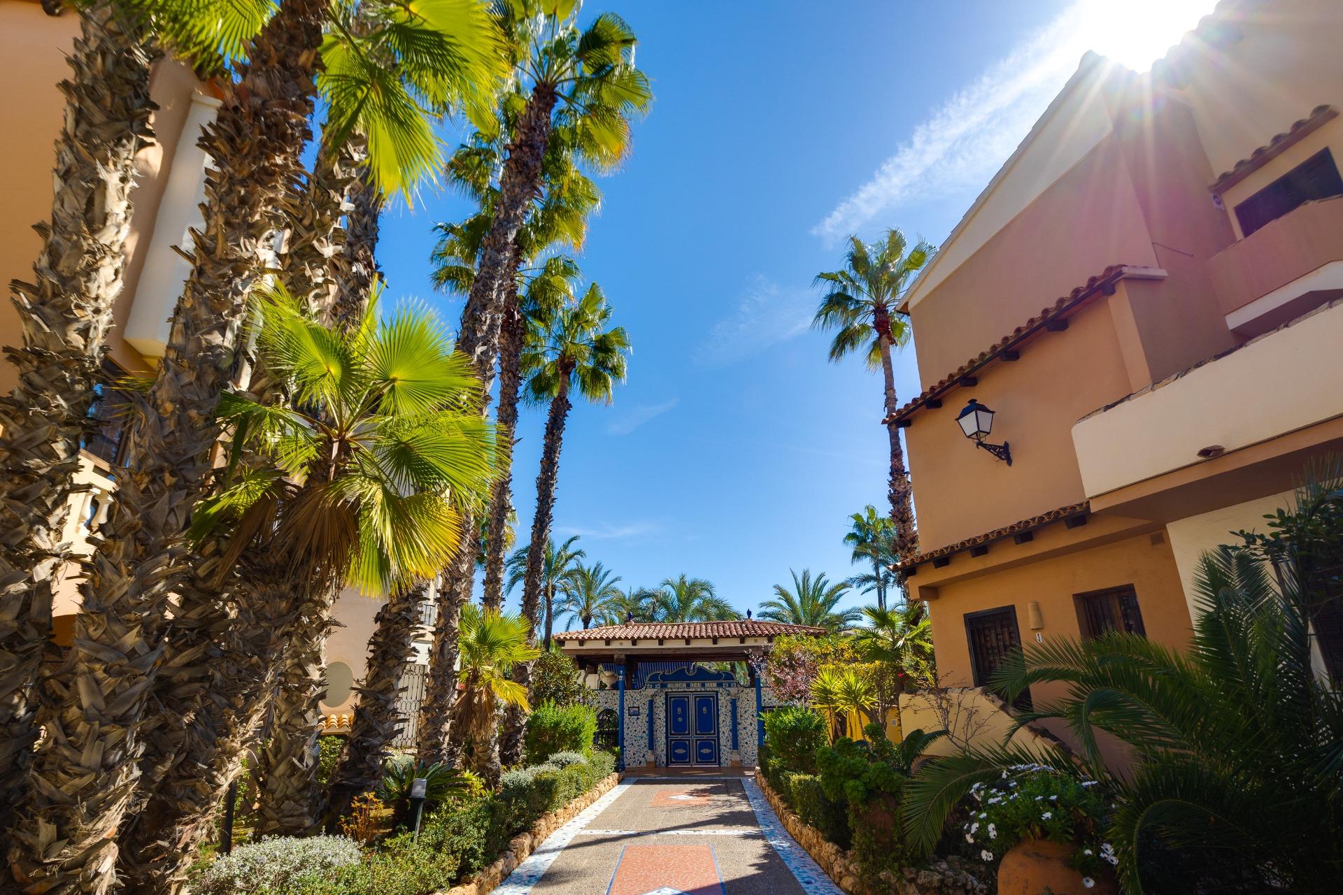 2 Bed, 2 Bath, ApartmentFor Sale, Torrevieja, Alicante