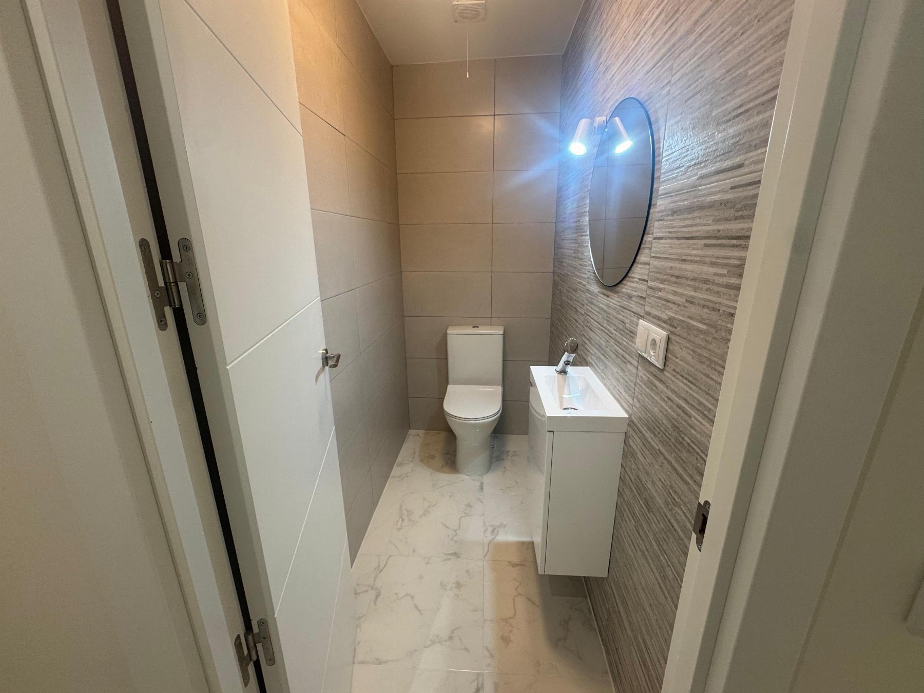 3 Bed, 3 Bath, ApartmentFor Sale, Torrevieja, Alicante