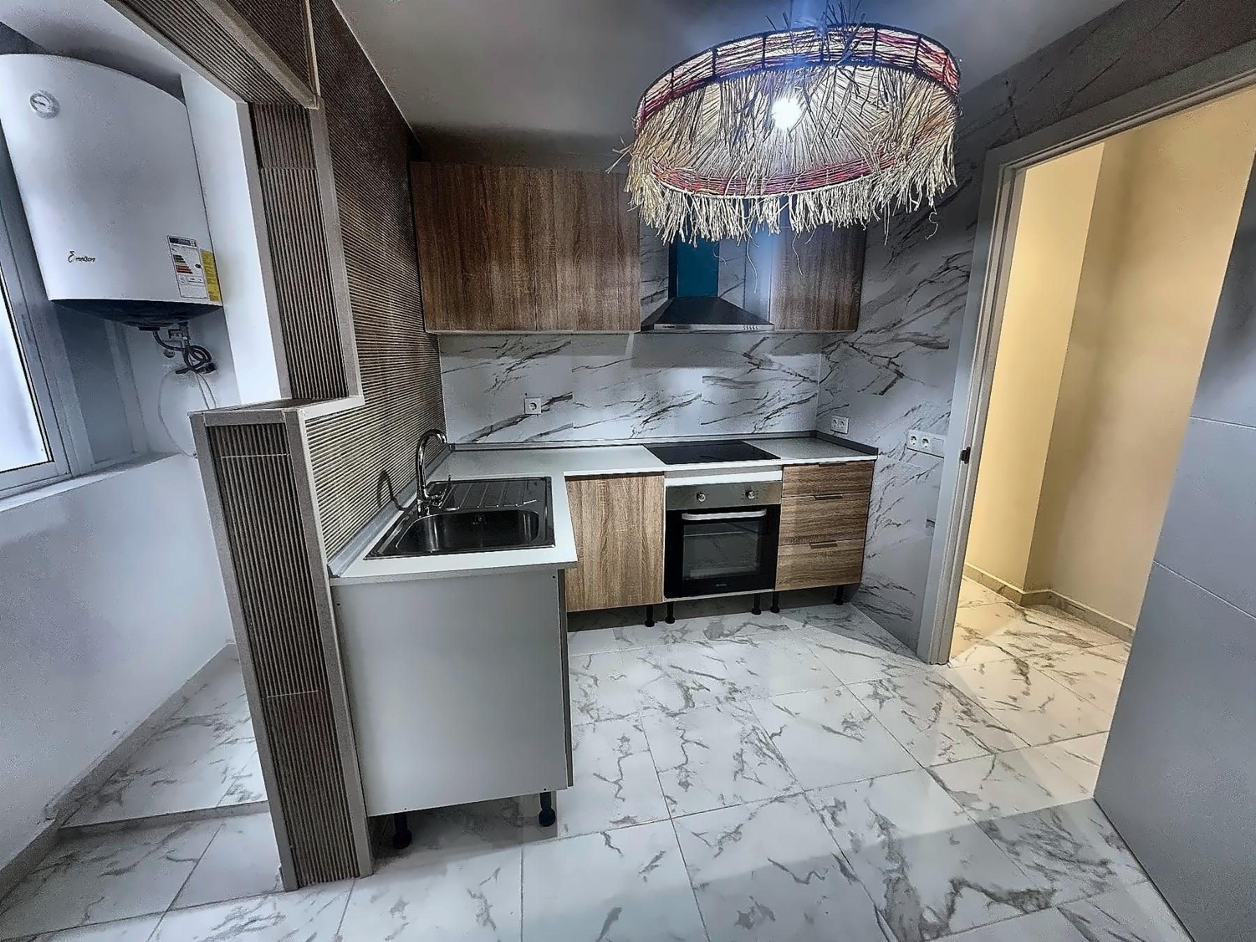 3 Bed, 3 Bath, ApartmentFor Sale, Torrevieja, Alicante