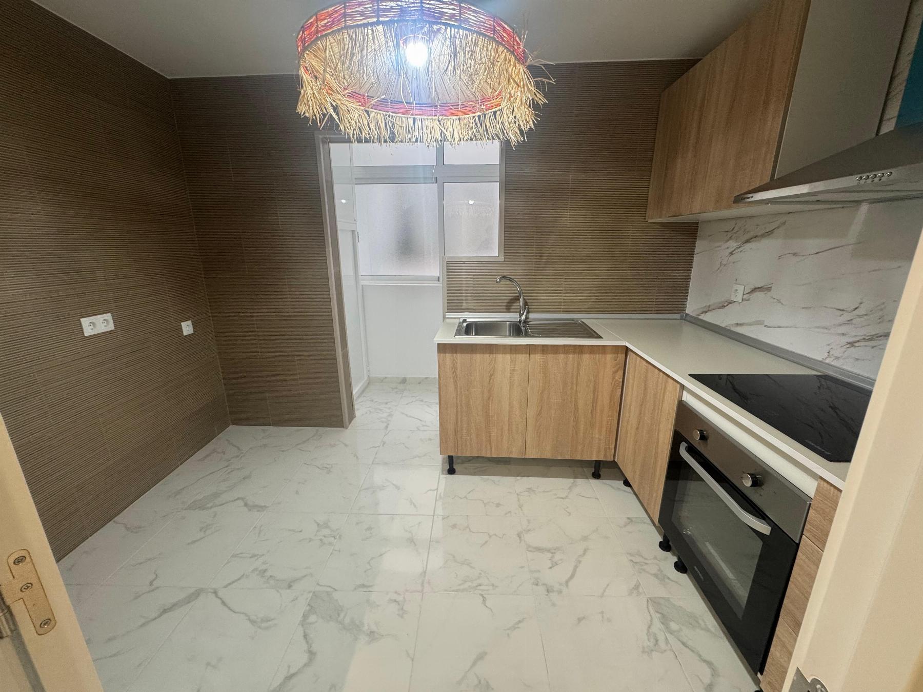 3 Bed, 3 Bath, ApartmentFor Sale, Torrevieja, Alicante