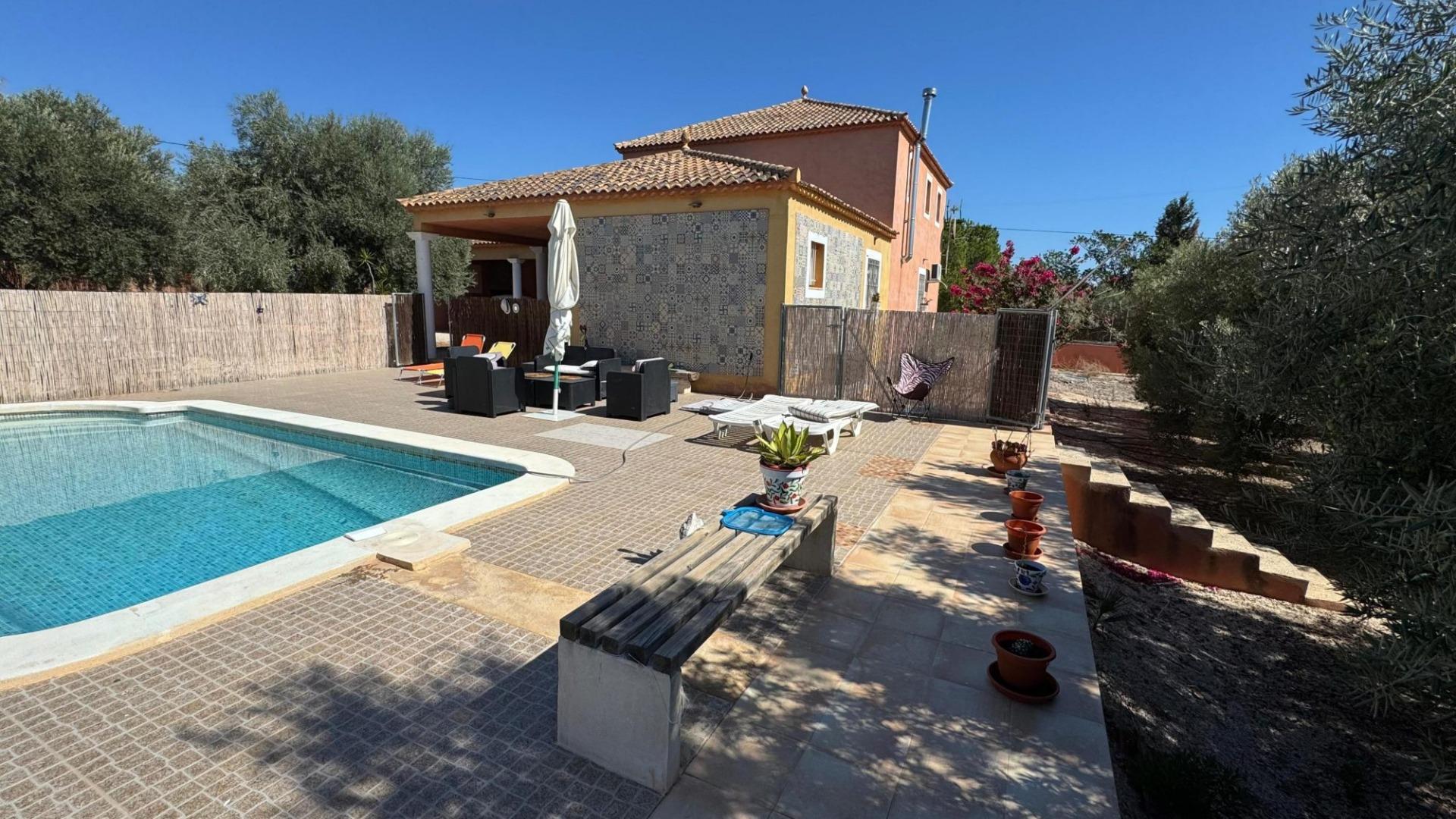 6 Bed, 2 Bath, HouseFor Sale, Albatera, Alicante 6 Bed, 2 Bath, HouseFor Sale, Albatera, Alicante