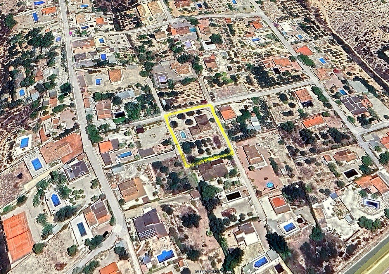 6 Bed, 2 Bath, HouseFor Sale, Albatera, Alicante