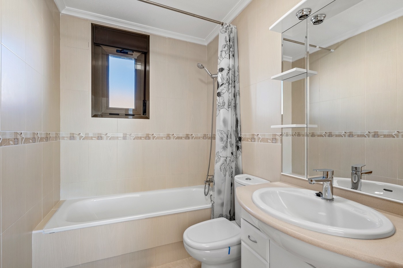 3 Bed, 3 Bath, HouseFor Sale, San Miguel de Salinas, Alicante