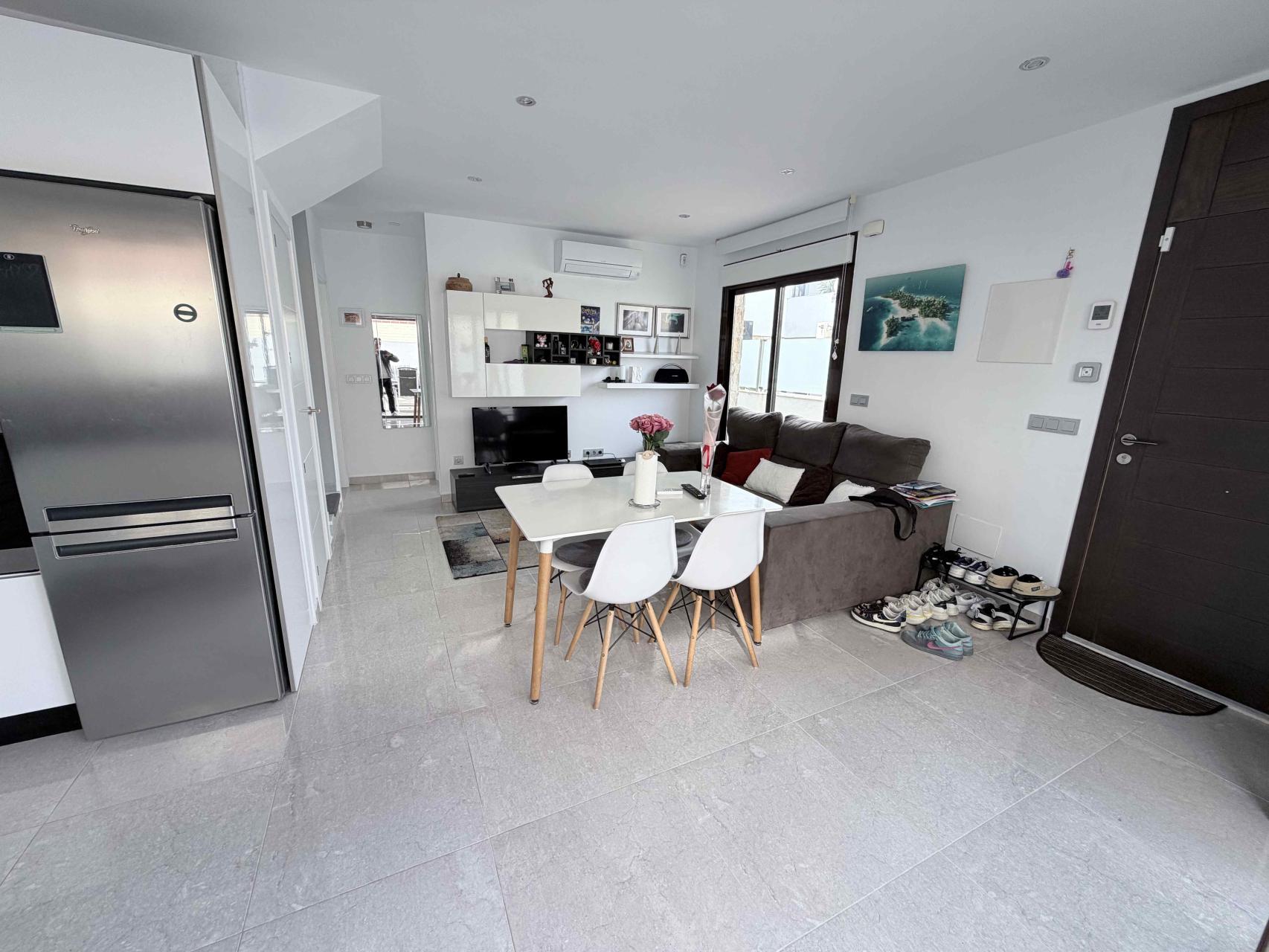 3 Bed, 2 Bath, HouseFor Sale, Cabo Roig, Alicante