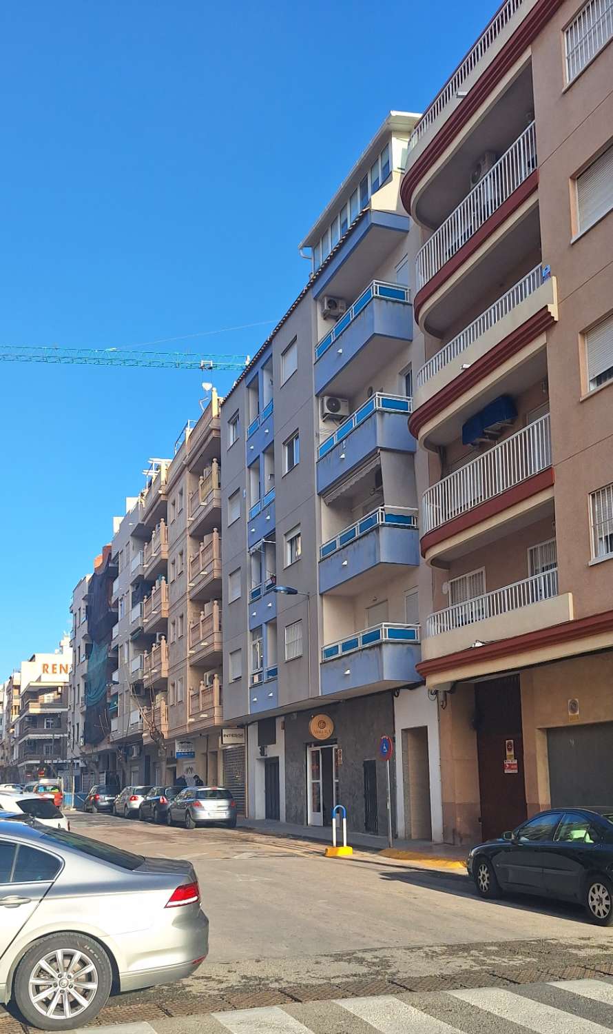 2 Bed, ApartmentFor Sale, Torrevieja, Alicante