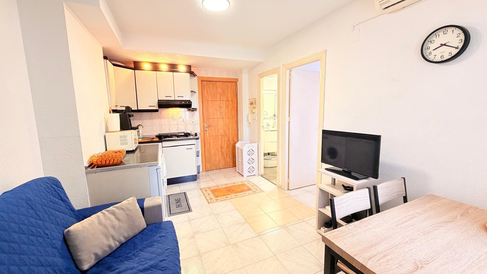 1 Bed, 1 Bath, ApartmentFor Sale, Torrevieja, Alicante