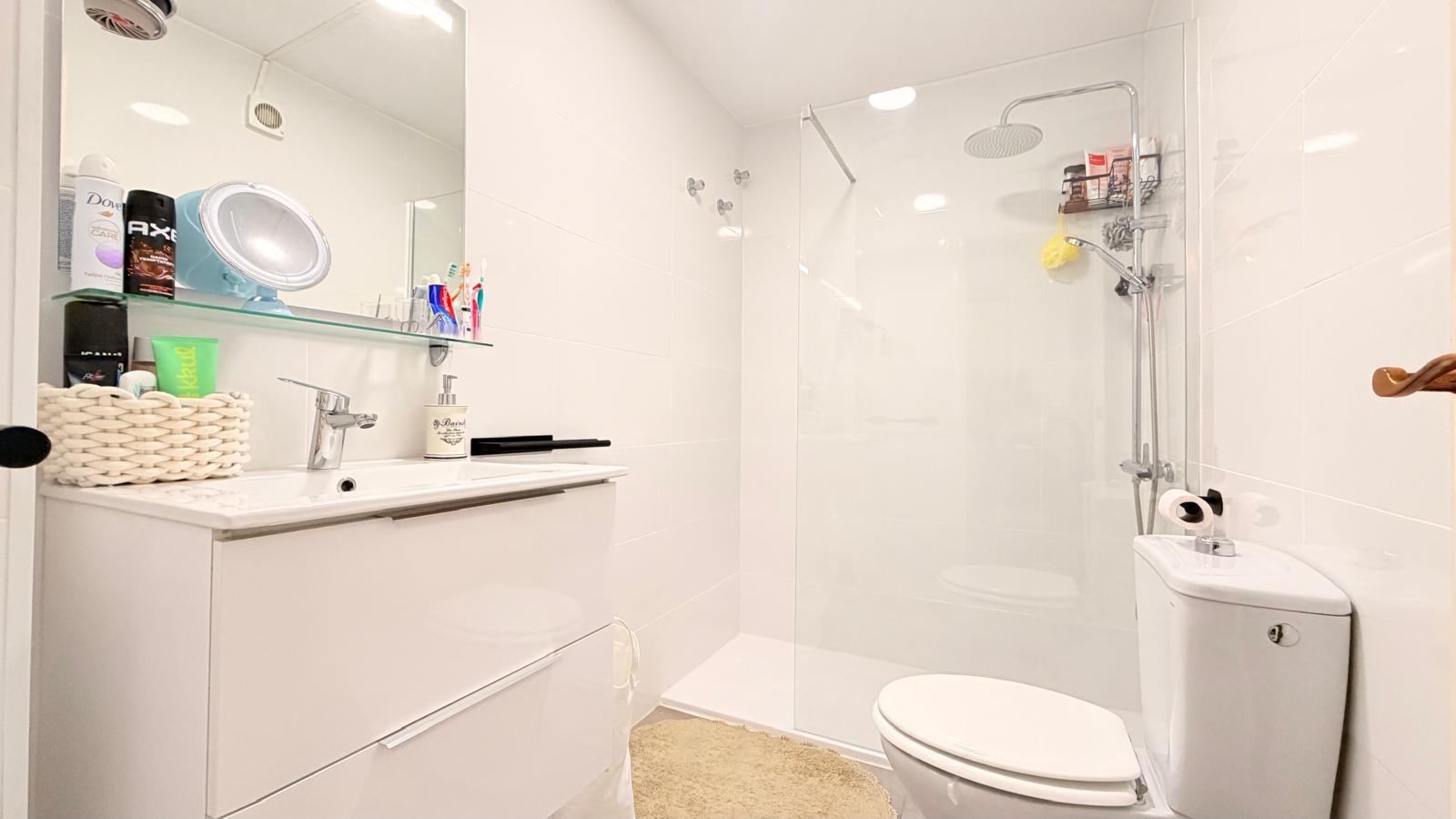 1 Bed, 1 Bath, ApartmentFor Sale, Torrevieja, Alicante