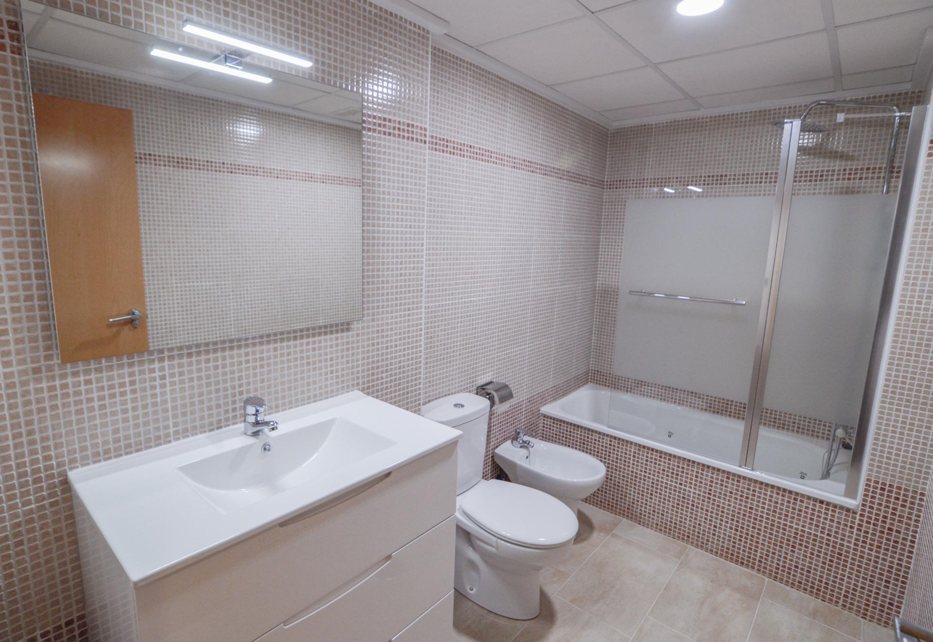 2 Bed, 2 Bath, ApartmentFor Sale, Torrevieja, Alicante