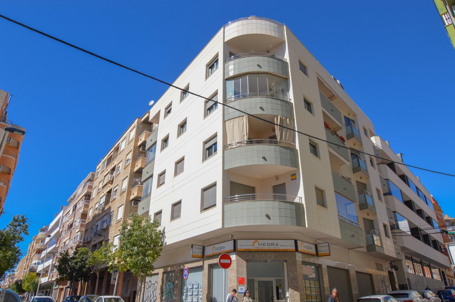 2 Bed, 2 Bath, ApartmentFor Sale, Torrevieja, Alicante
