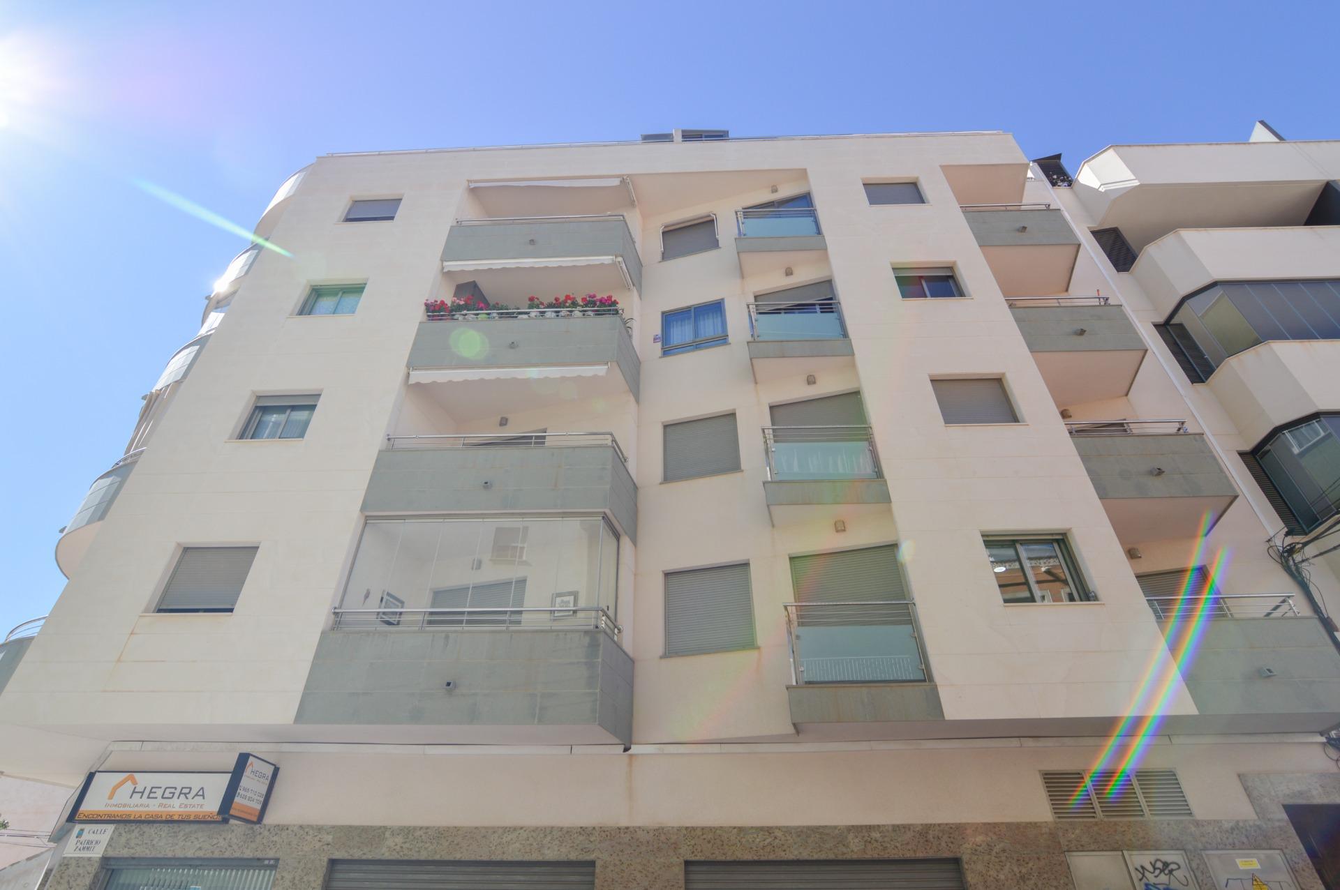 2 Bed, 2 Bath, ApartmentFor Sale, Torrevieja, Alicante