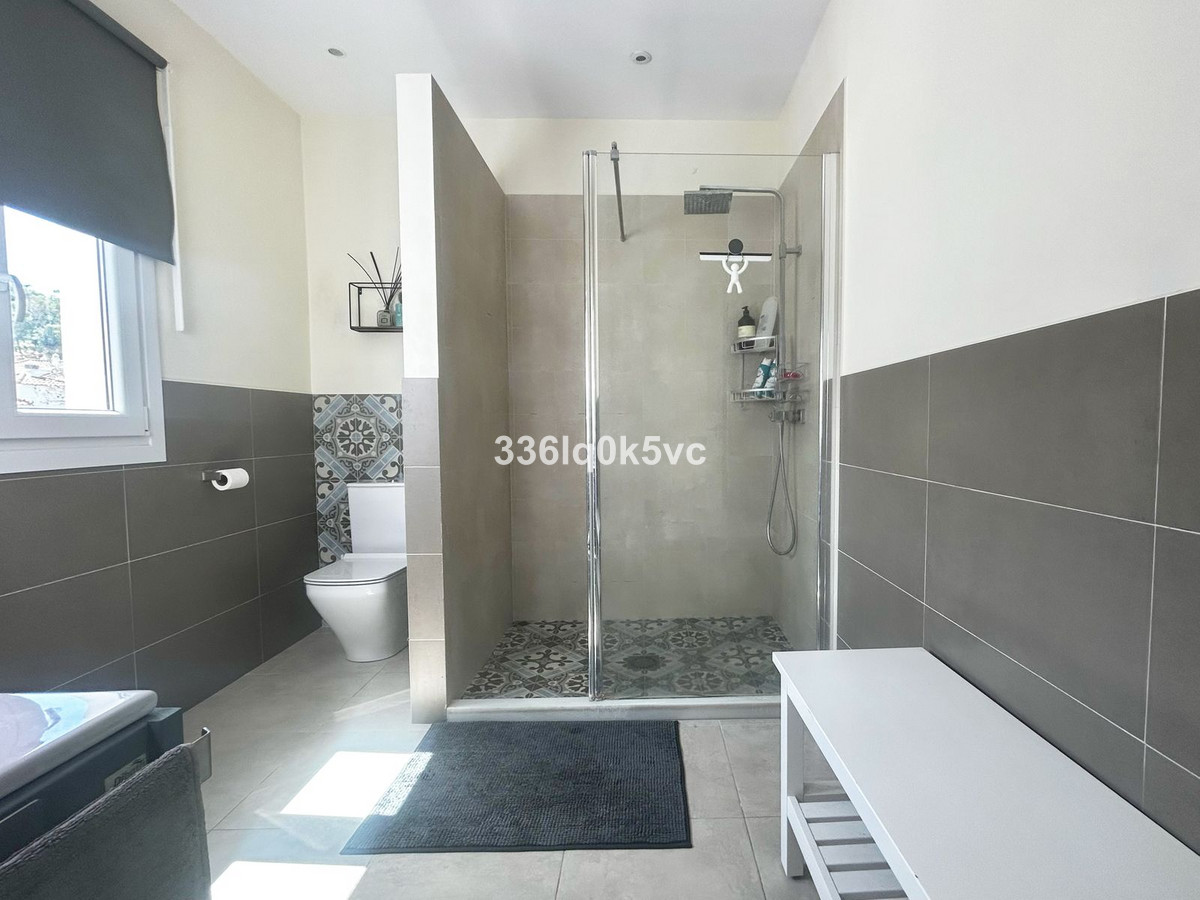 4 Bed, 3 Bath, HouseFor Sale, Benahavis, Malaga