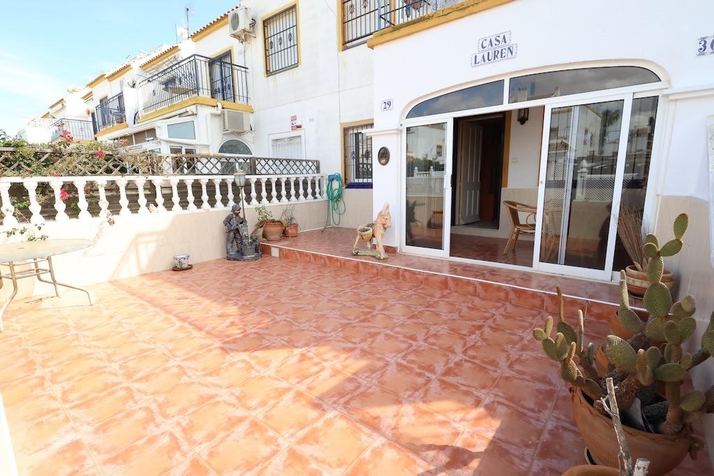 2 Bed, 1 Bath, HouseFor Sale, Torrevieja, Alicante