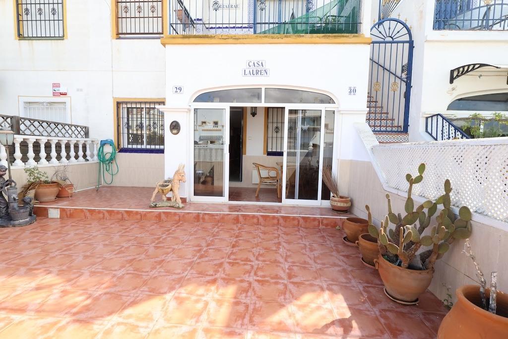 2 Bed, 1 Bath, HouseFor Sale, Torrevieja, Alicante