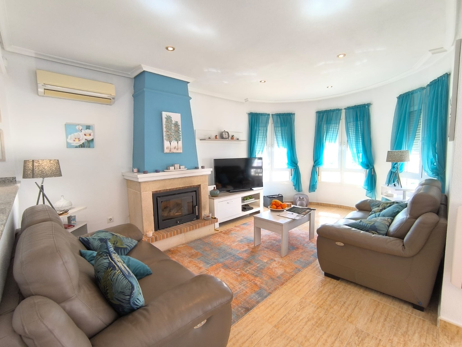 3 Bed, 2 Bath, HouseFor Sale, El Raso, Alicante