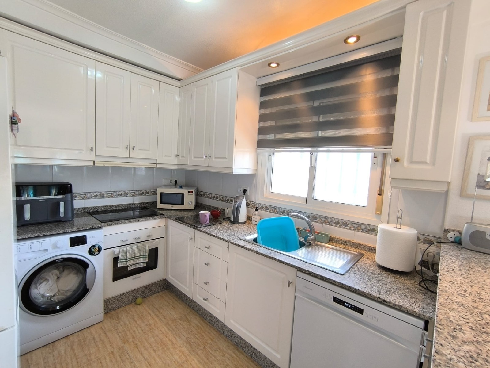 3 Bed, 2 Bath, HouseFor Sale, El Raso, Alicante