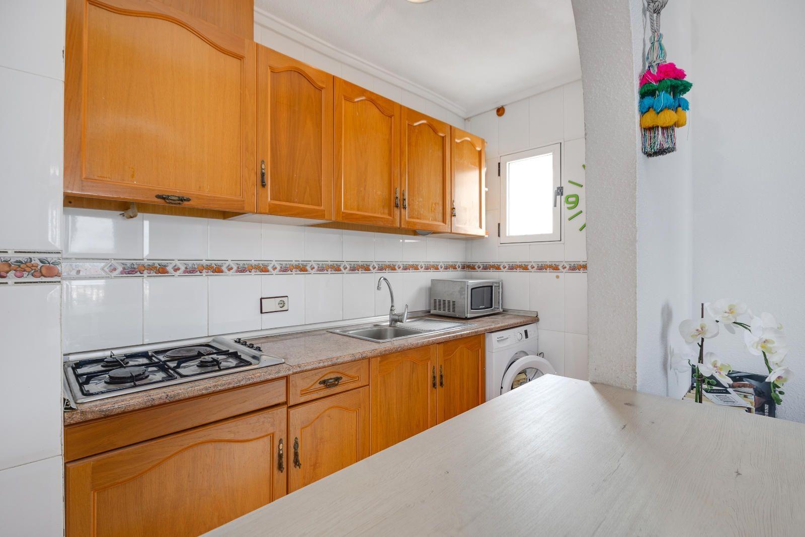 2 Bed, 1 Bath, ApartmentFor Sale, Torrevieja, Alicante