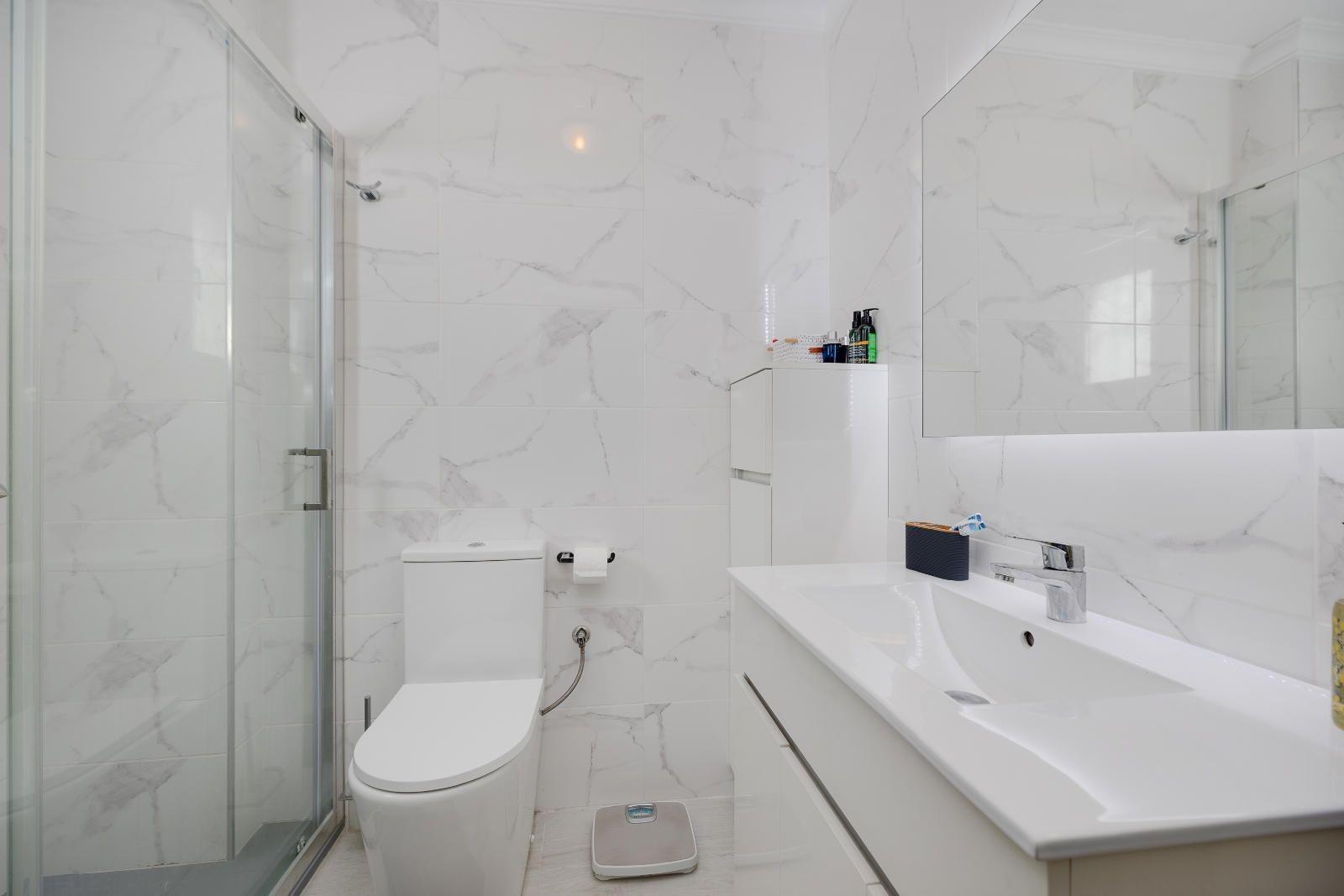 2 Bed, 1 Bath, ApartmentFor Sale, Torrevieja, Alicante