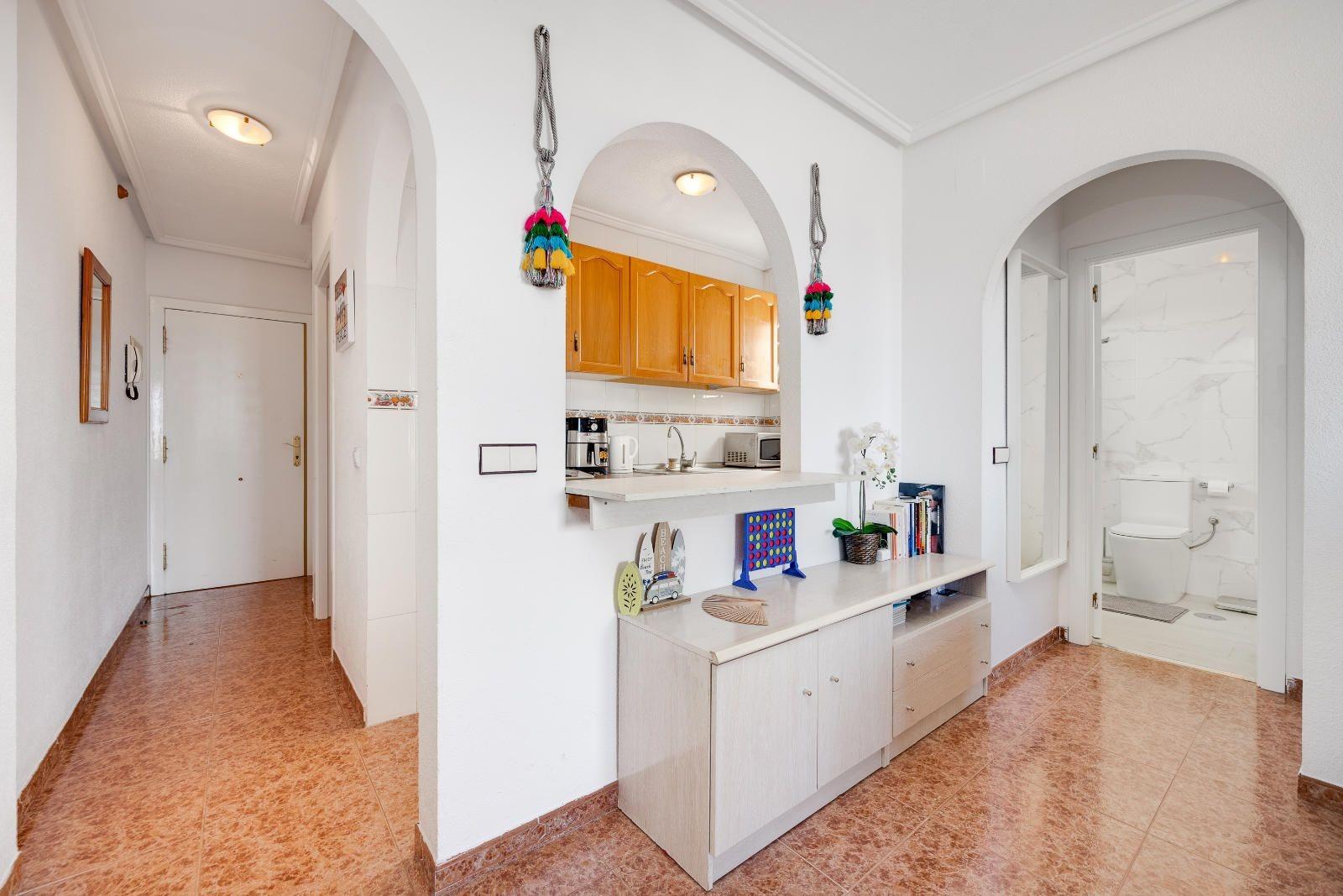 2 Bed, 1 Bath, ApartmentFor Sale, Torrevieja, Alicante