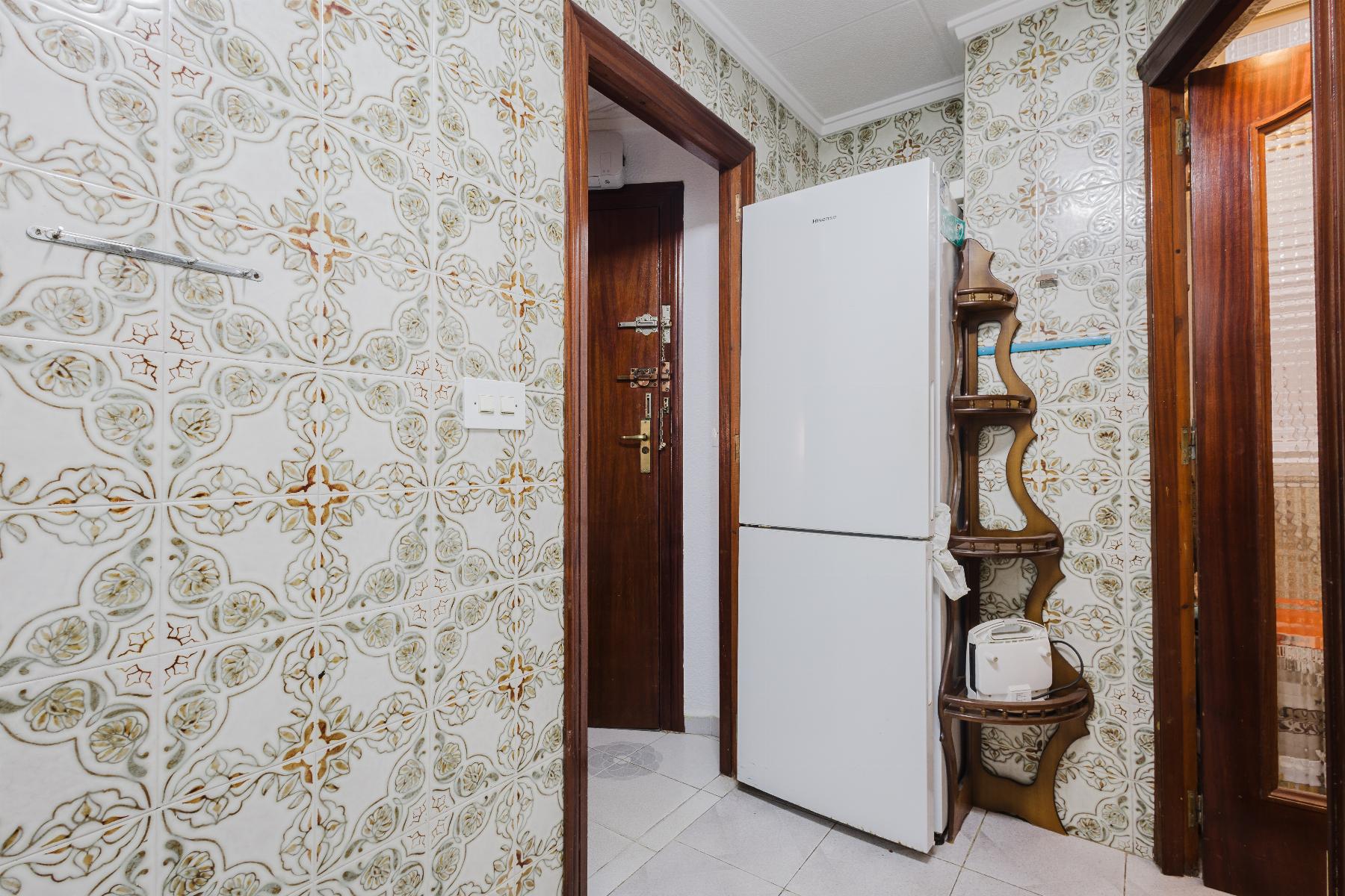 3 Bed, 2 Bath, ApartmentFor Sale, Torrevieja, Alicante