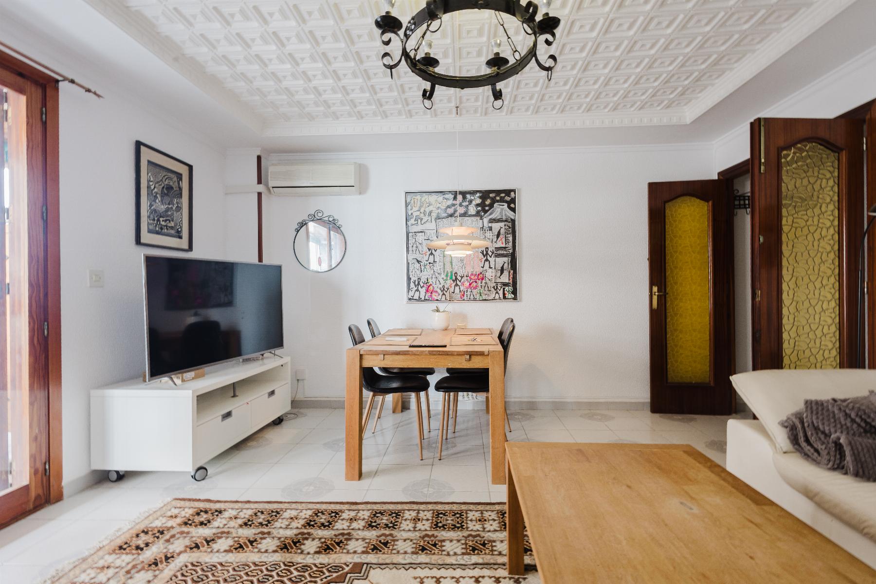 3 Bed, 2 Bath, ApartmentFor Sale, Torrevieja, Alicante