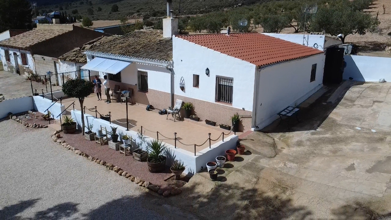4 Bed, 2 Bath, HouseFor Sale, Yecla, Murcia