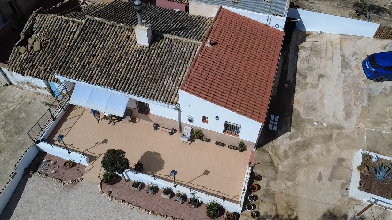 4 Bed, 2 Bath, HouseFor Sale, Yecla, Murcia