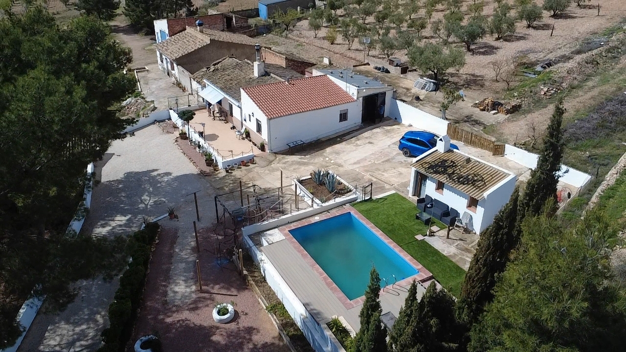 4 Bed, 2 Bath, HouseFor Sale, Yecla, Murcia