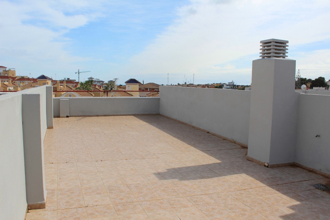 2 Bed, 1 Bath, ApartmentFor Sale, Villamartin, Alicante