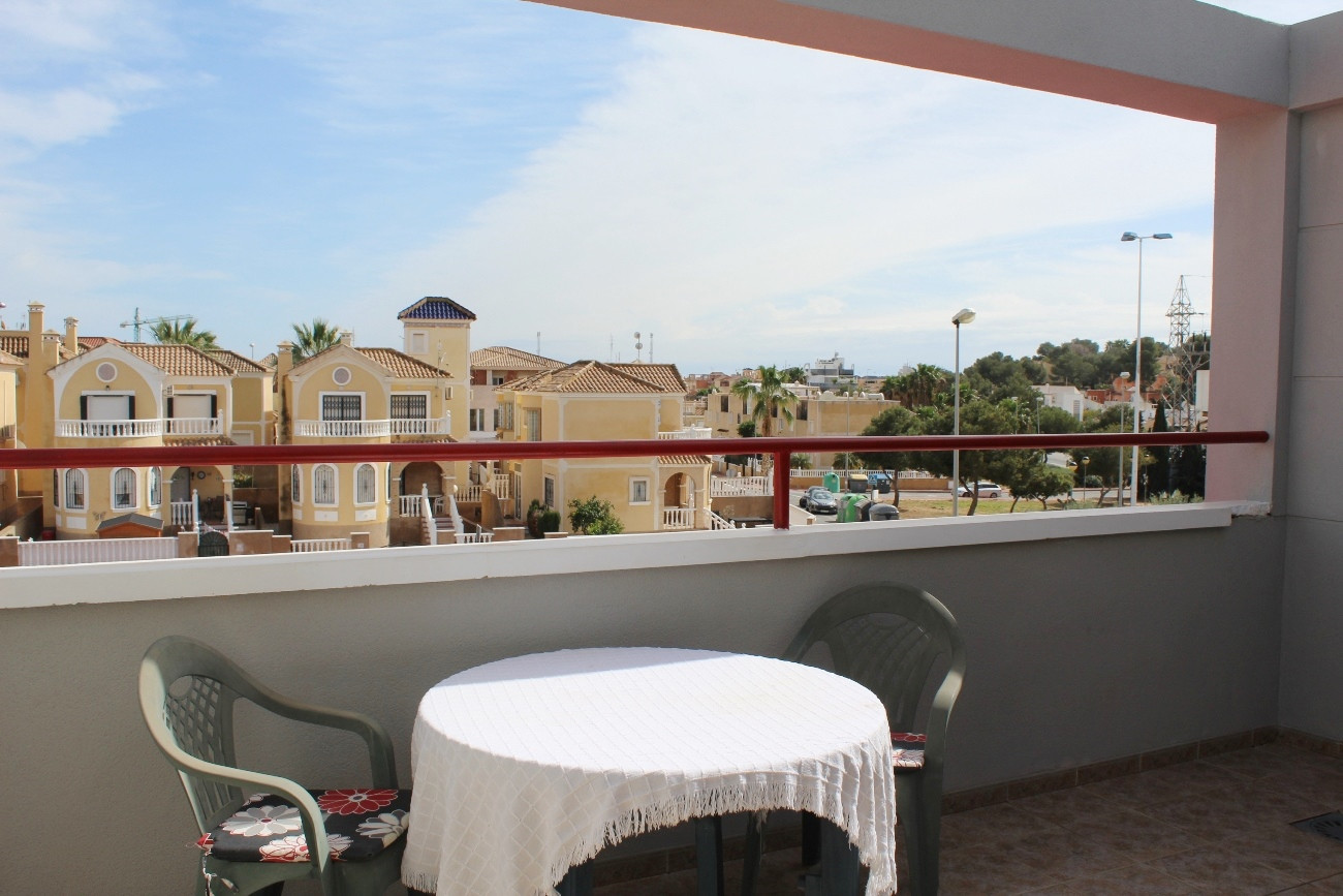 2 Bed, 1 Bath, ApartmentFor Sale, Villamartin, Alicante